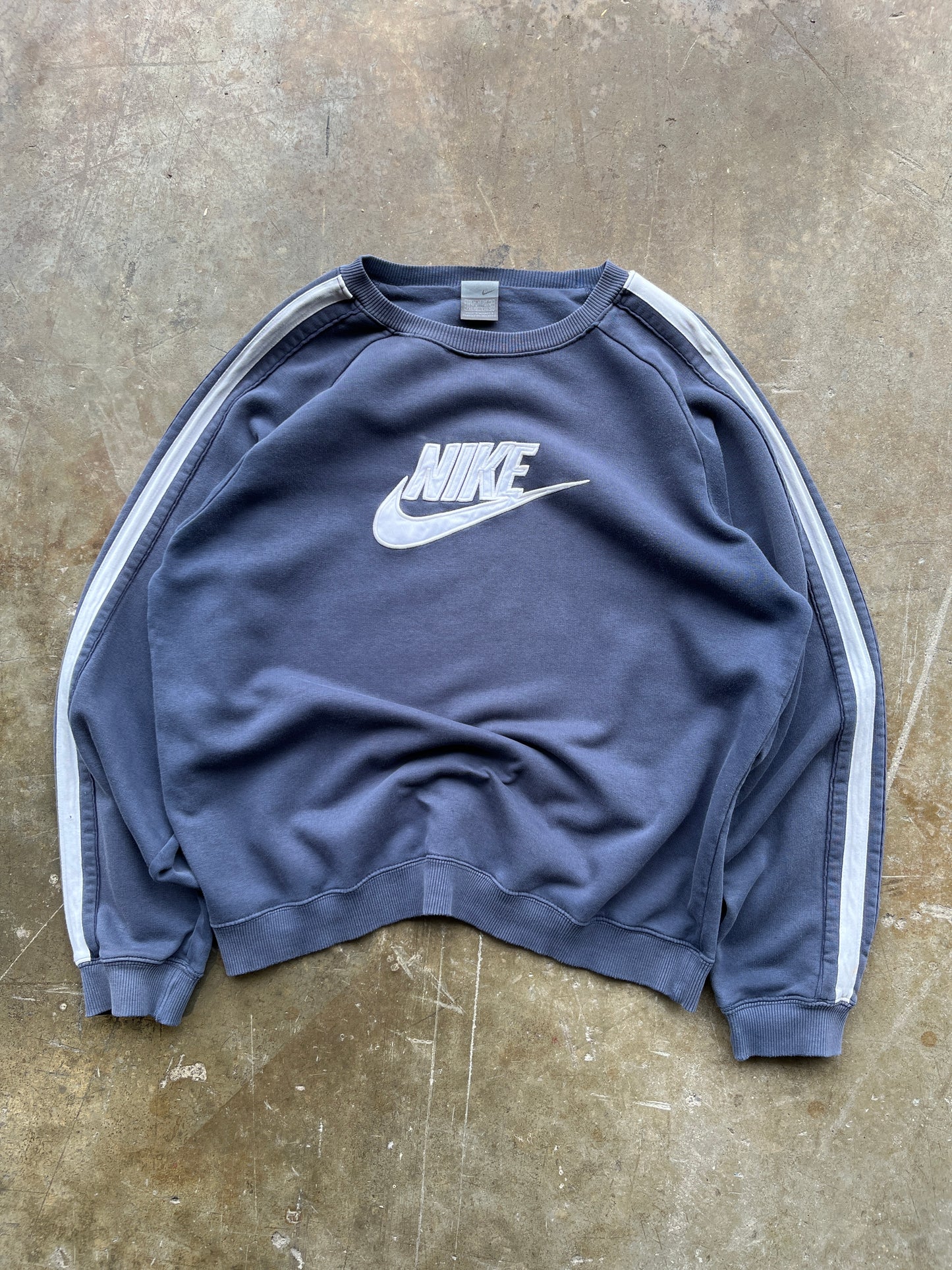 SUDADERA DE LOS AÑOS 2000's NIKE TALLA M