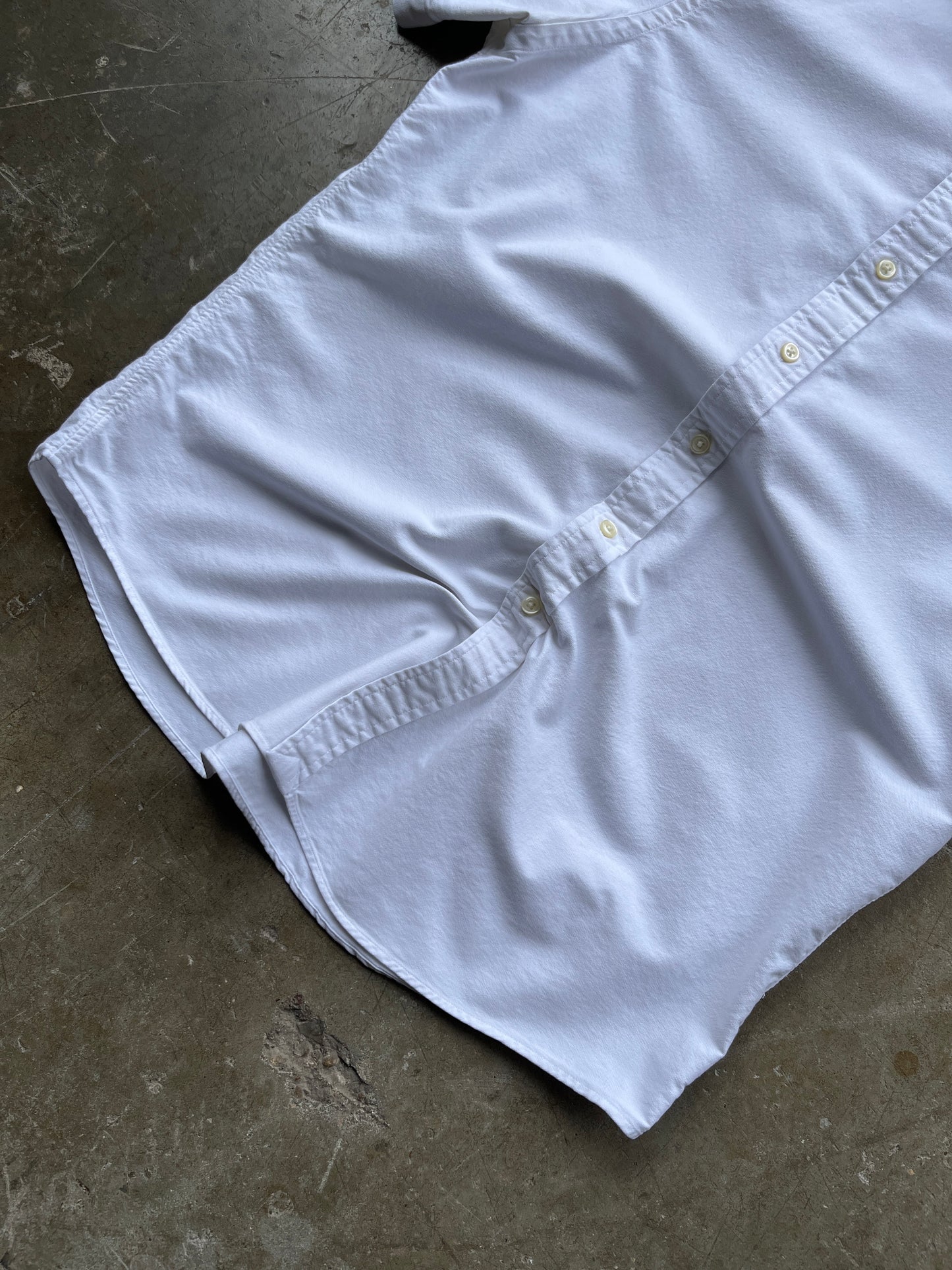 RALPH LAUREN SHORT SLEEVE SHIRT SIZE L
