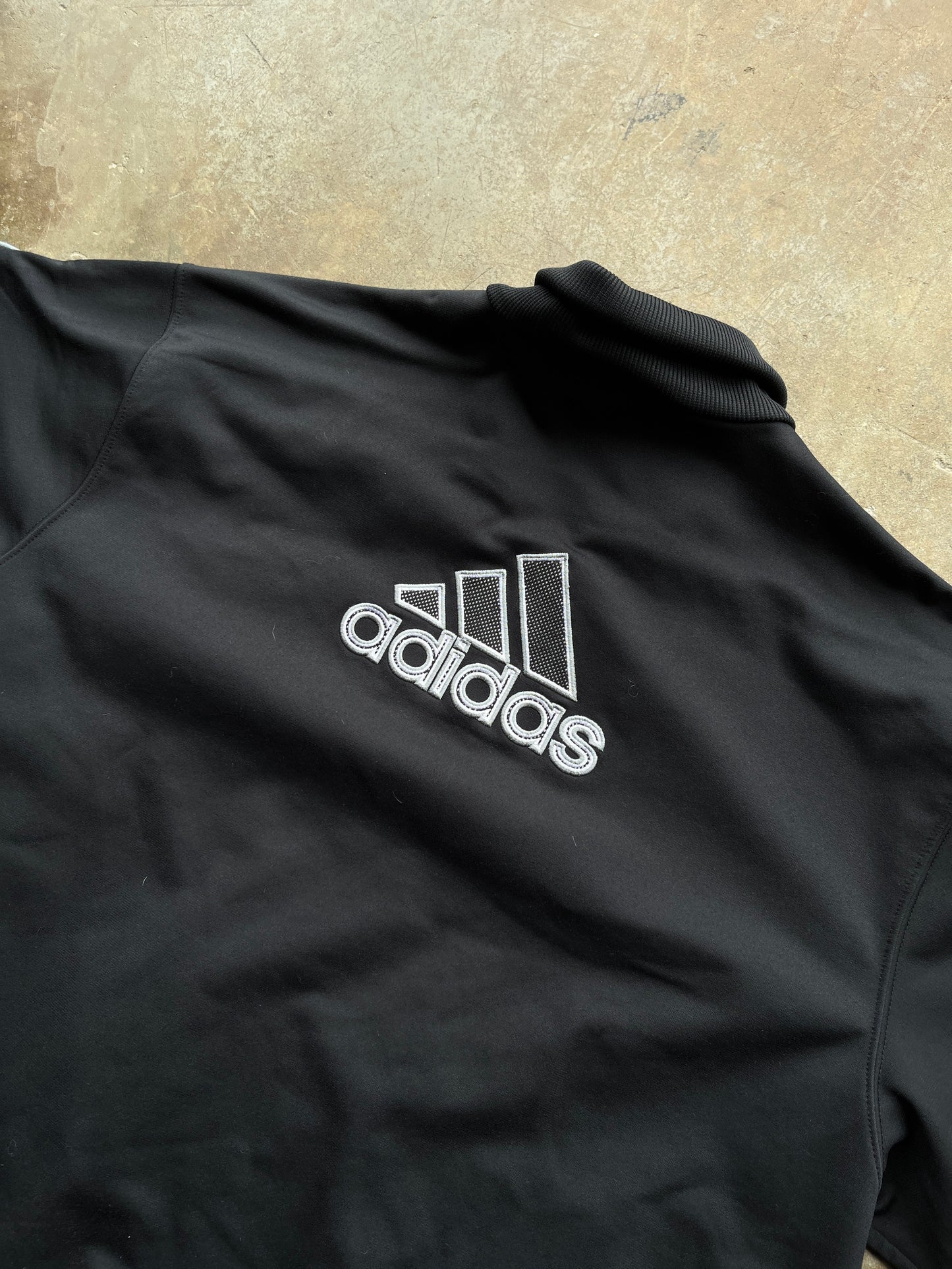 CHAQUETA FINA ADIDAS TALLA L